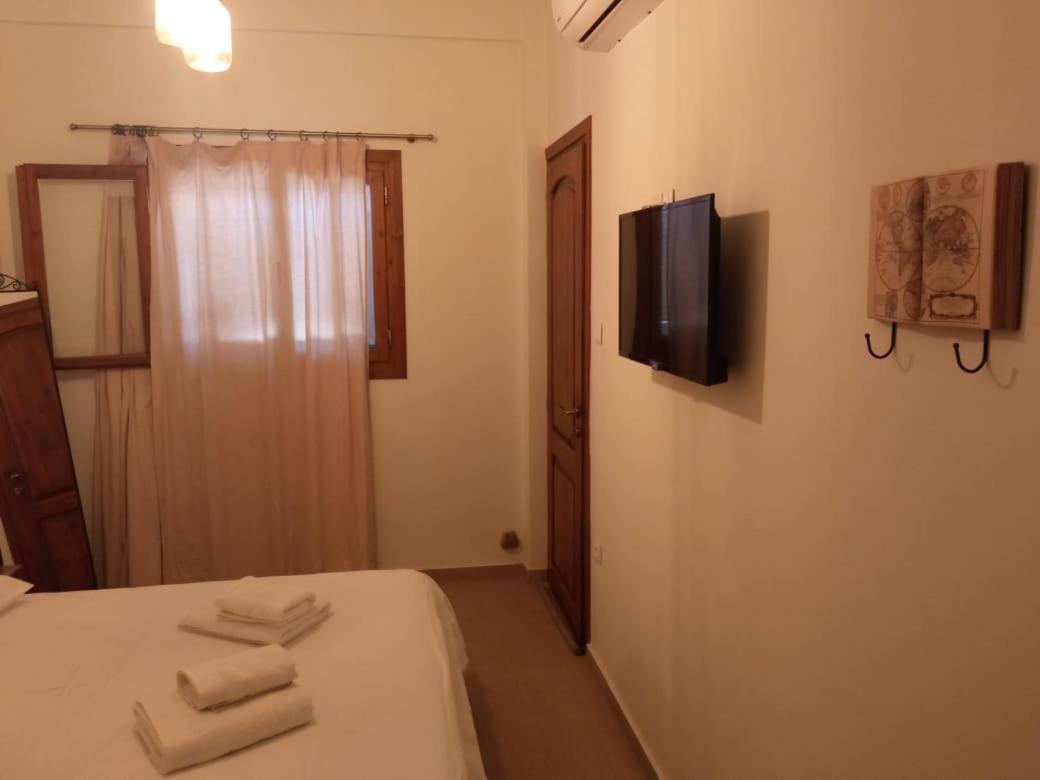 Utopia Suites Aegina Екстер'єр фото